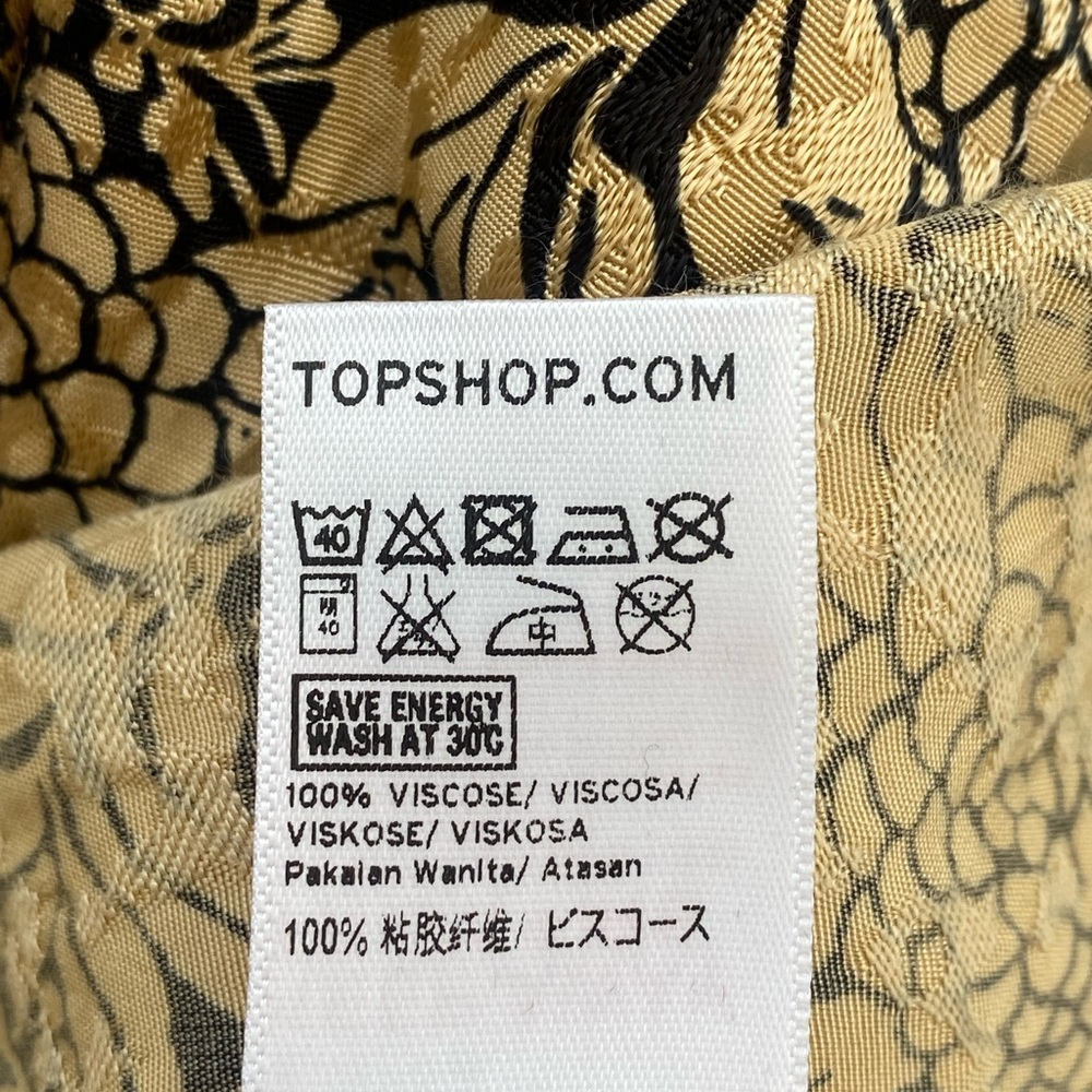 Top Shop NWOT Size US 4 Long Sleeve Blouse with gold & black floral print button - Picture 12 of 12